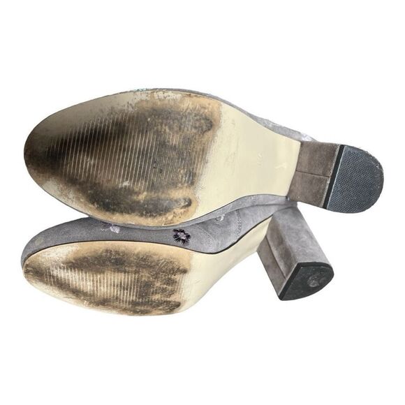 Womens JustFab Saige Boots Gray Suede Floral Embroidered Almond Booties - Sz 6.5 - Picture 5 of 5